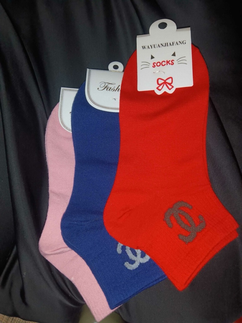 3 pairs of socks